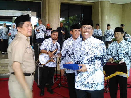 Pencarian PGRI Nganjuk - Persatuan Guru Republik Indonesia Cabang Kabupaten Nganjuk